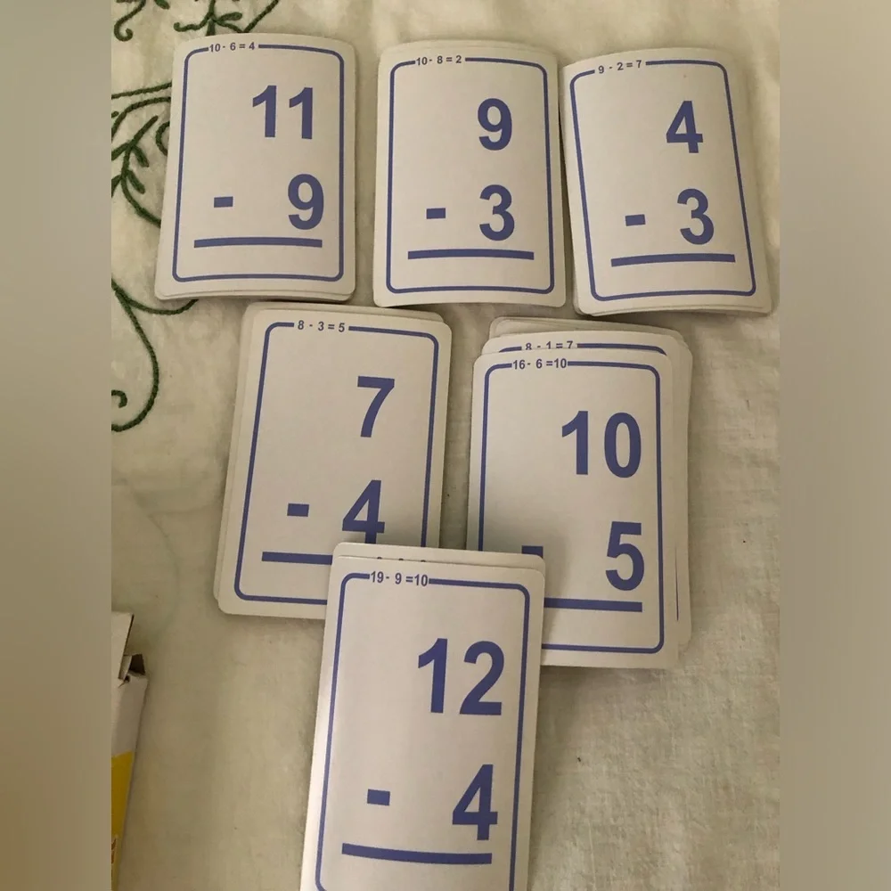 Lot of 4 sets of math arithmetic flashcards multiplicat Subtraction and Division